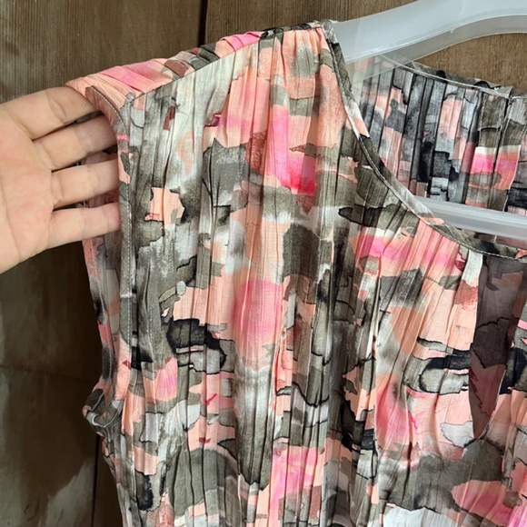 DKNY Women's Pink Printed Crewneck Pleated Peplum Fitted Blouse Top Size L, XL - Picture 7 of 17